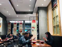 大堂-牛吃草牛肉面(翠柏路店)