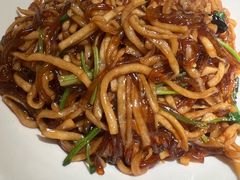 酸萝卜炒粉-小桃红·东北菜·春饼烤鸭(南阳湖街店)