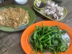 芥末白灼八爪鱼-贞姨美食·老字号海鲜大排档