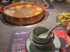 -牛村来人潮汕牛肉火锅(西单店)