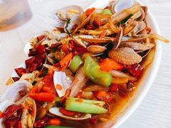 -覃记海鲜美食餐厅