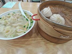 -珊珊小笼馆(仙霞路店)