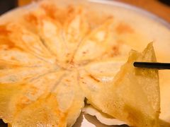 -宽鲜锅贴家常菜(永旺东部购物中心香港中路店)