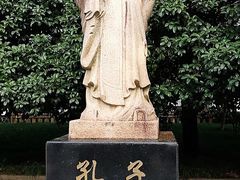 -汇龙潭