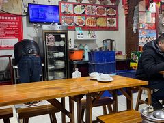 大堂-老济南民间小吃·传统鲁菜(芙蓉街店)