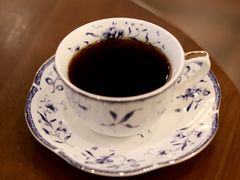 -Café Monson