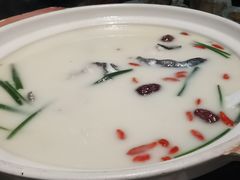 江团鱼炖汤-老阿爸鲜鱼土菜(昆山花桥店)