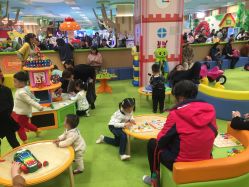 -莫莉幻想儿童乐园(武汉经开永旺店)