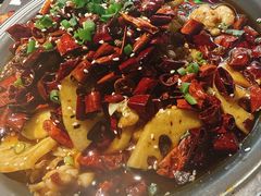 -柒五龙虾(八王寺店)