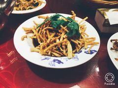-董厨煨汤馆(车站路店)