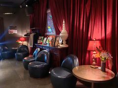 -弦月窗LUNETTE BY AMANDA(复兴路店)