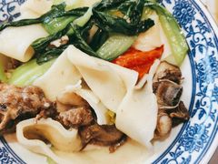 -何猫特色黄焖羊肉