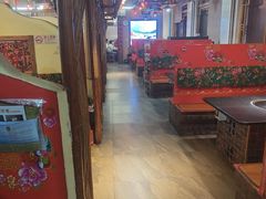 -靠山屯东北农家菜(八龙桥雅苑店)