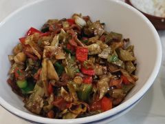 白辣椒炒鸡胗-新新湘菜馆(新中街二条店)