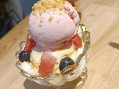 鲜果冰淇淋-广信牛奶甜品世家(台东店)