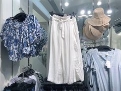 -H&M(天一广场店)