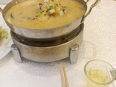 -品海楼·大连海胆锅贴馆(东港店)