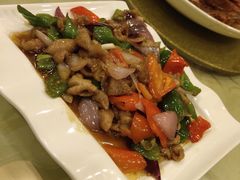 -鹤乡东北菜(崮山路店)
