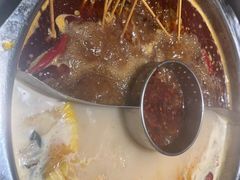 鸳鸯锅底-佰人王串串香火锅(洋珠巷店)