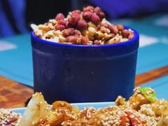 -八月美食小馆(银泰城总店)