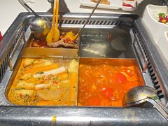 -海底捞火锅(世界城广场店)