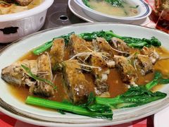 香煎酿鲮鱼-龙桥私厨·姜花菊花过桥鱼·顺德菜(容桂店)