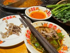 -憨孃孃·重庆老火锅(红山黑金店)