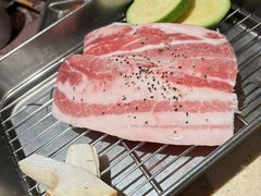 -蚂蚁洞·烤肉大营地(上海静安大悦城店)