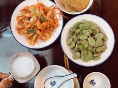 雪菜煮鲜蚕豆-咸亨酒店