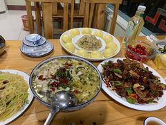 -美顺香食府鱼头老店(雪野湖店)