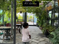 -北京奥加美术馆酒店(三里屯工人体育场地铁站店)