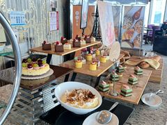 -怡豪大饭店·49楼旋转自助餐厅
