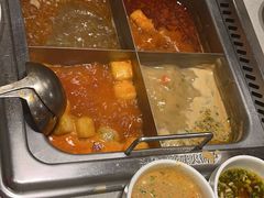 -海底捞火锅(宝龙广场夜宵主题店)