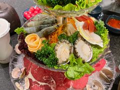 -湊湊火锅·茶憩(打浦桥日月光店)