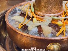 -岳记兴隆·青城腊排铜火锅(融创店)