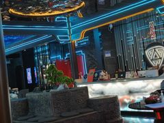 -屋有岛沉浸游戏旗舰店(中山公园店)