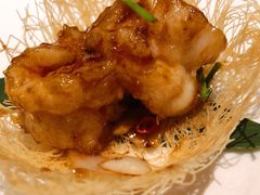 黑蒜大千虾球-北京四季酒店·采逸轩