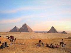 -吉萨金字塔群