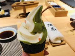抹茶双拼冰淇淋-隐泉京望日式料理(太和广场店)