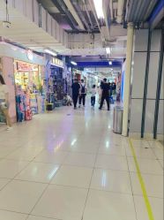 -百荣二期玩具城