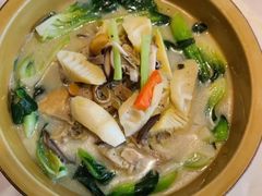 -沪华海鲜大酒楼(南汇店)