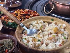 -阿山卓·野生菌火锅·纳西火塘烤肉