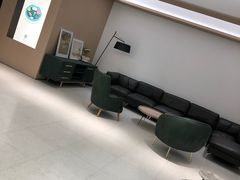 -常州现代口腔门诊部