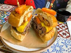 -LESCEDARS Brasserie Bistro香柏树