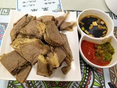 手把羊肉-新察哈尔蒙餐·奶茶(西落凤街店)