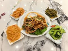 -伊穆祥牛肉面总店·清真