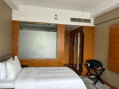 -珠海拱北口岸希尔顿欢朋酒店