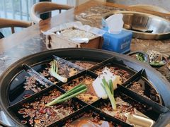 -艾嬢七八九老火锅(37年李子坝店)