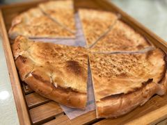 新疆烤馕-东四民芳餐厅(世茂工三店)