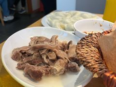 -关东小磨东北菜(上海长风大悦城店)